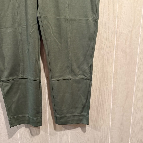 Cabi Olive Green Women’s Straight Leg, Cargo Style Pants- M - Picture 3 of 5